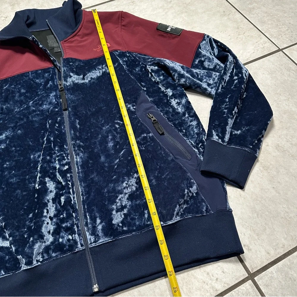 The‎ North Face Black Series City Velvet Track Jacket